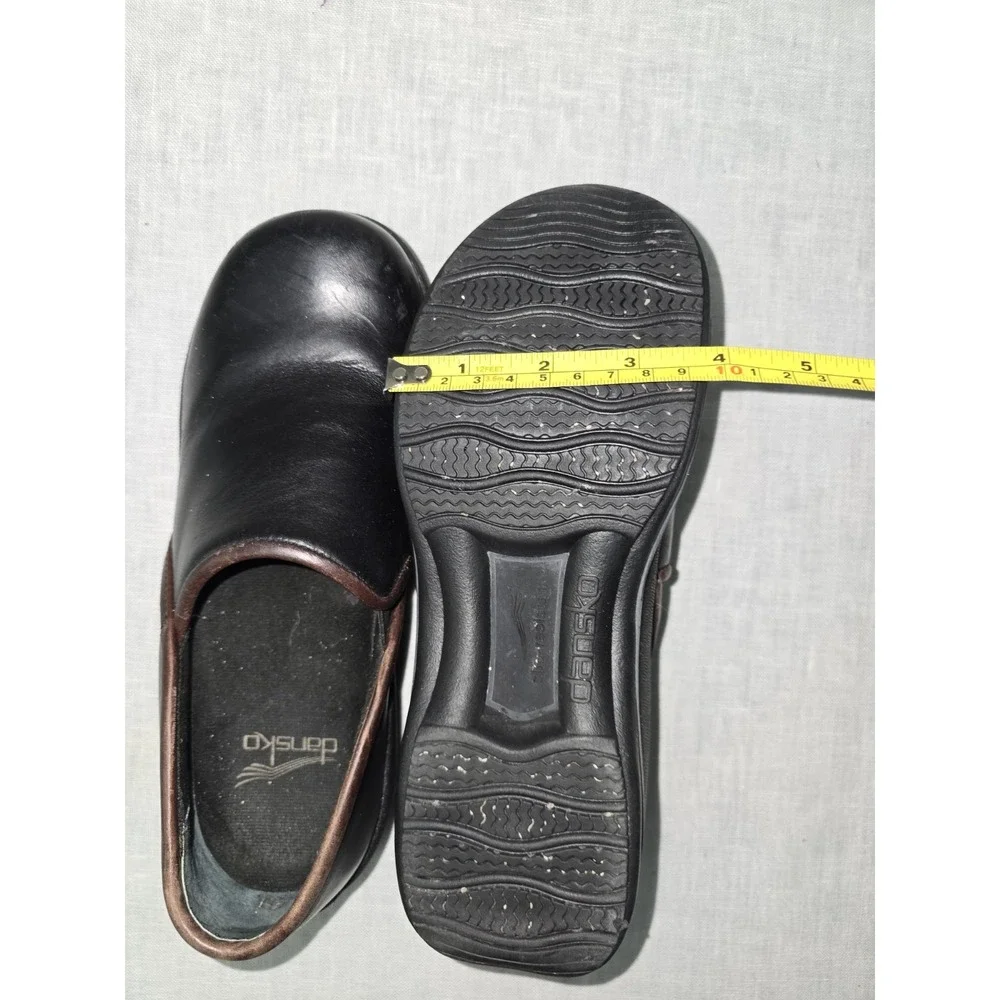 Dansko women black